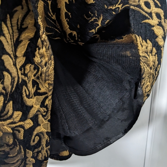 Chi Chi London Brocade Dress - Picture 5 of 7